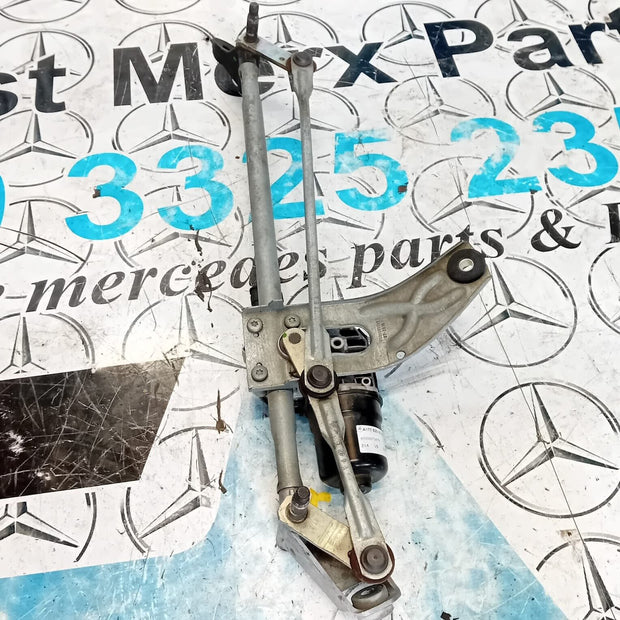 MERCEDES BENZ A-CLASS A200 W177 FRONT WIPEP MOTOR & LINKAGE A1778204501