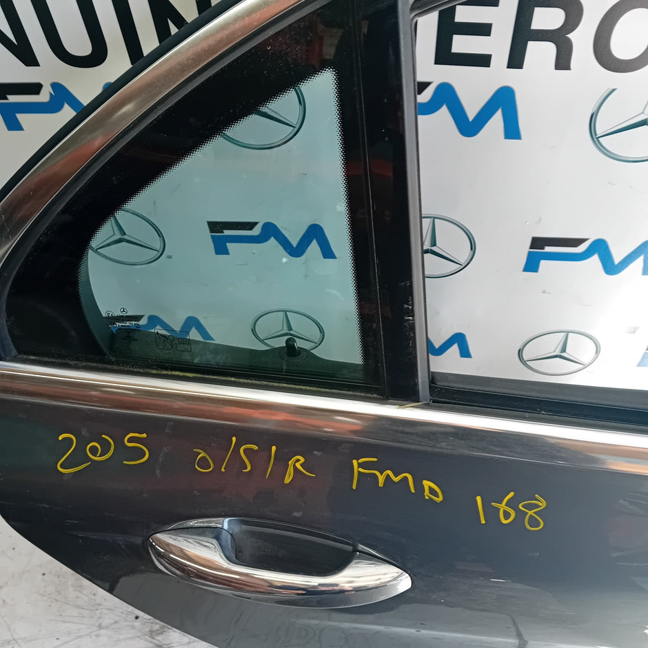 MERCEDES C-CLASS W205 COP PASSENGER REAR DOOR N/S/R GREY 2014 ON COMPLETE FMD168