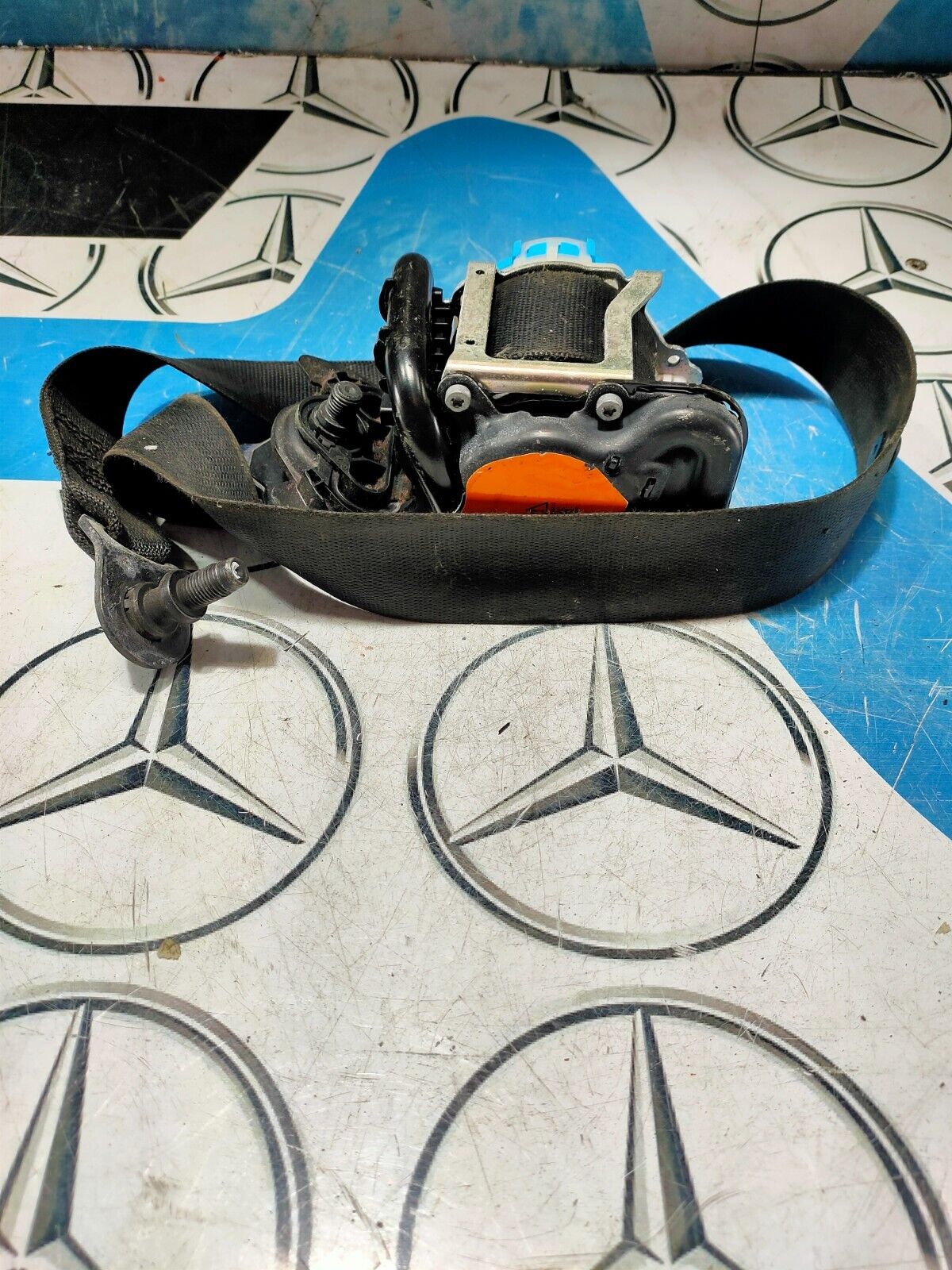 MERCEDES W117 FRONT SEAT BELT DRIVER RIGHT OFFSIDE OSF A1768602285 2016-2019