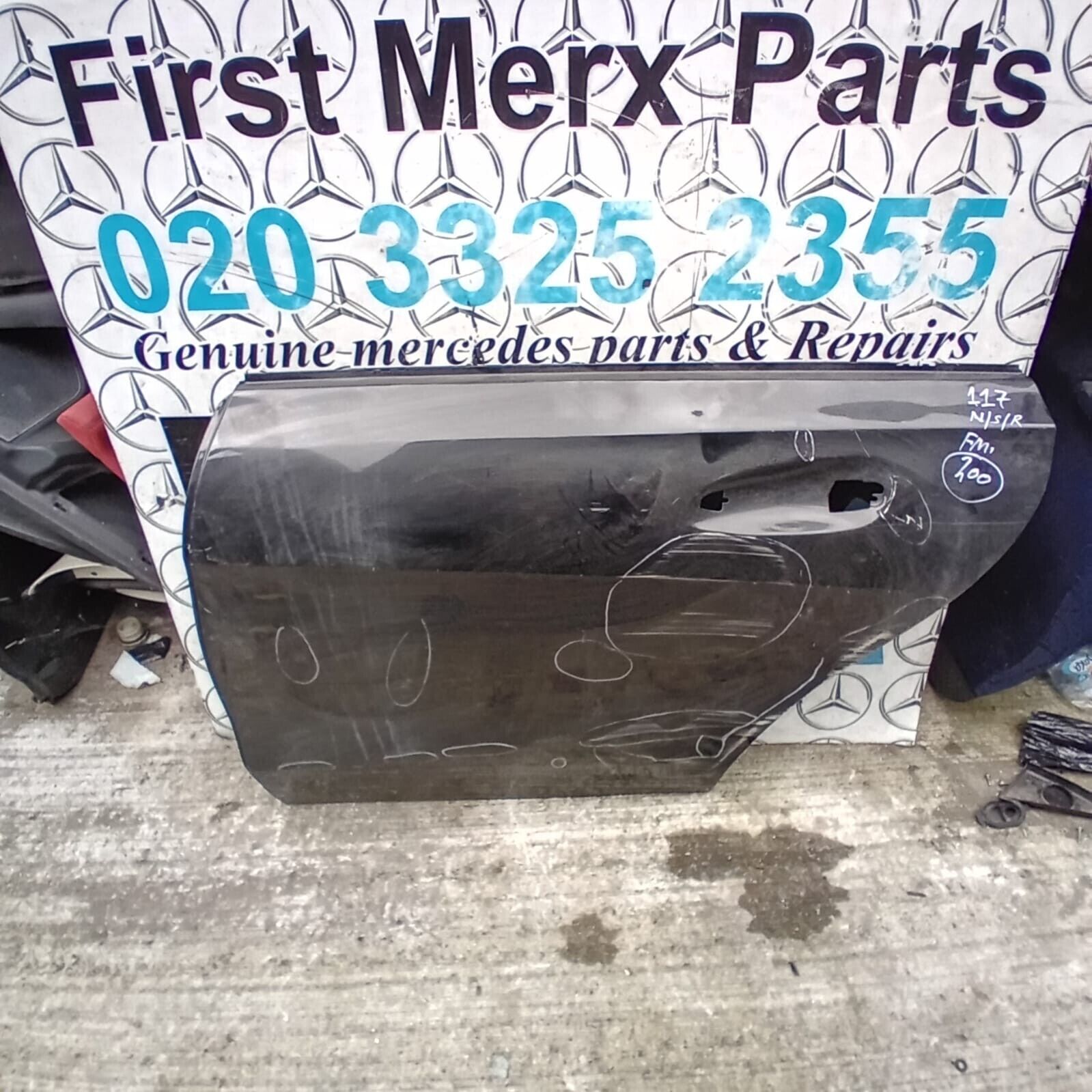 MERCEDES BENZ CLA  W117  PASSENGER SIDE REAR DOOR ( NEAR SIDE REAR )