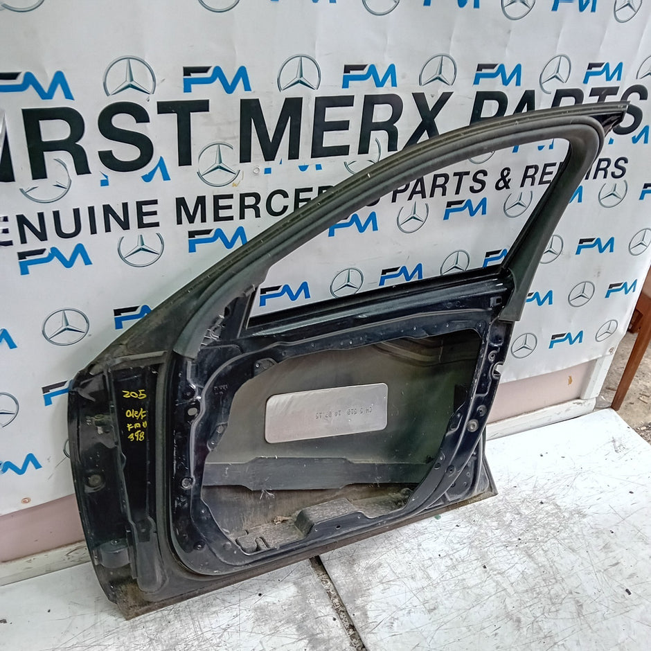 MEECEDS C-CLASS W205 DRIVER FRONT DOOR OSF BLACK 2014 ON FMD398
