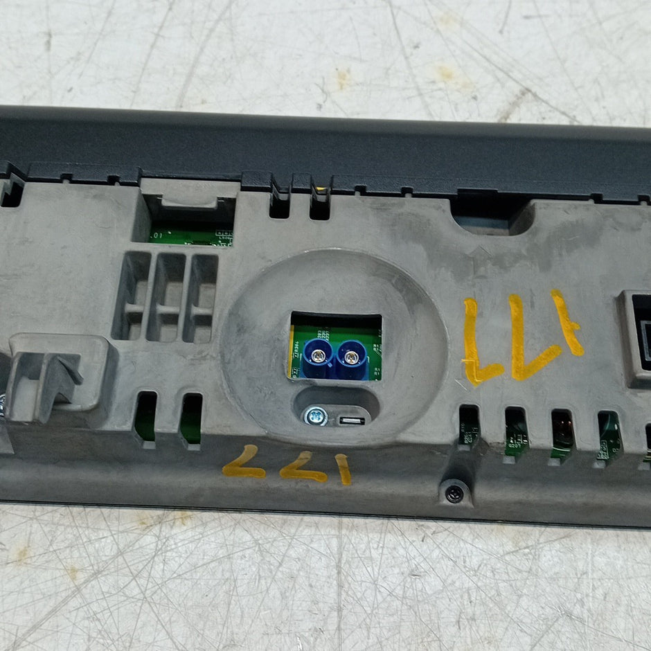 MERCEDES A B-CLASS W177 W247 DISPLAY SCREEN A2479007204 2018 ON FM001529