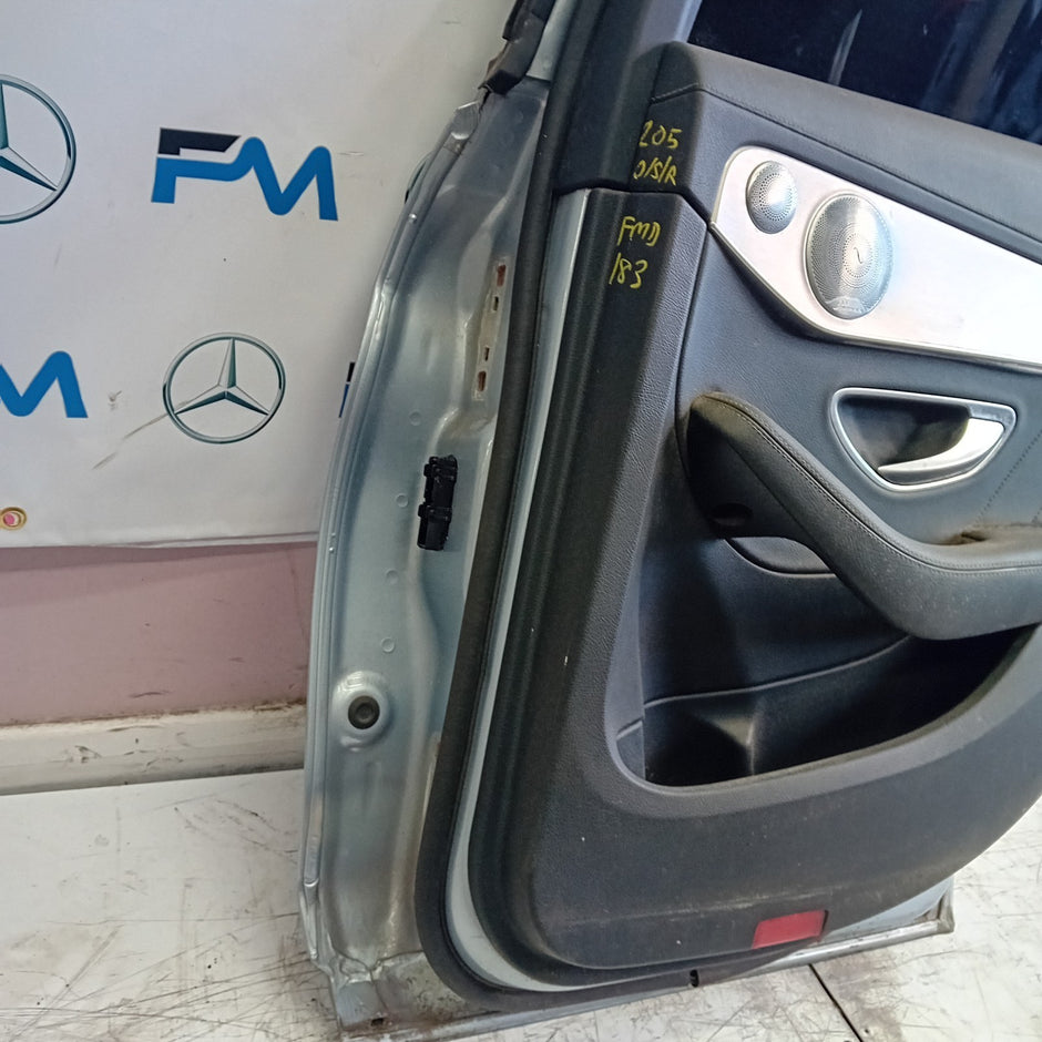 MERDEDES C-CLASS W205 DRIVER SIDE REAR DOOR OSR WHITE 2014 ON COMPLETE FMD183
