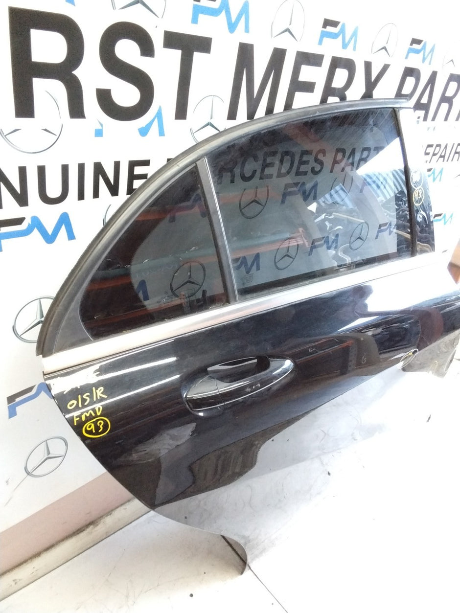 MERCEDES BENZ  A-CLASS W176 DRIVER SIDE REAR DOOR O/S/R COMPLETE BLACK FMD93