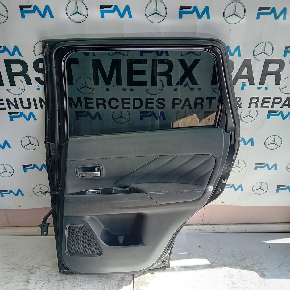 MITSUBISH OUTLANDER MK3 DRIVER SIDE REAR DOOR OSR BLACK 2013 COMPLETE FMD190