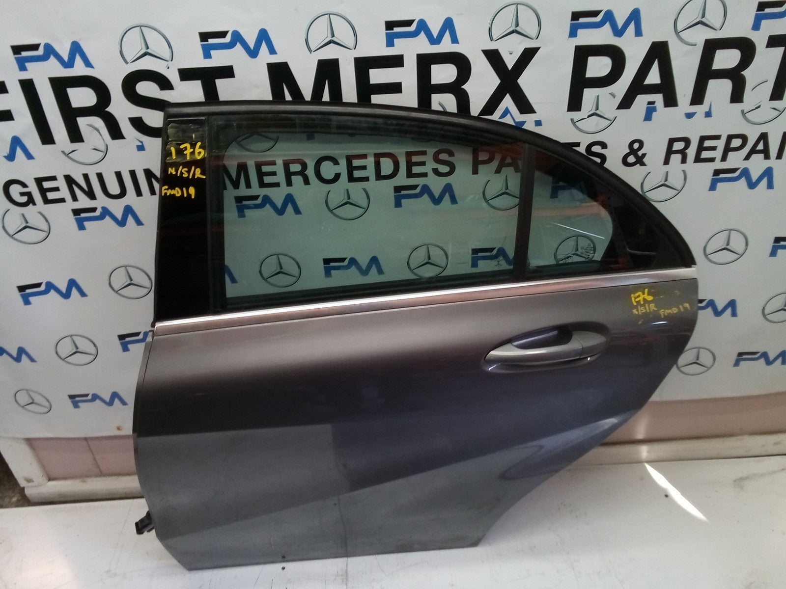 MERCEDES BENZ A CLASS W176 PASSENGER SIDE REAR DOOR ( NEAR SIDE REAR ) FMD19