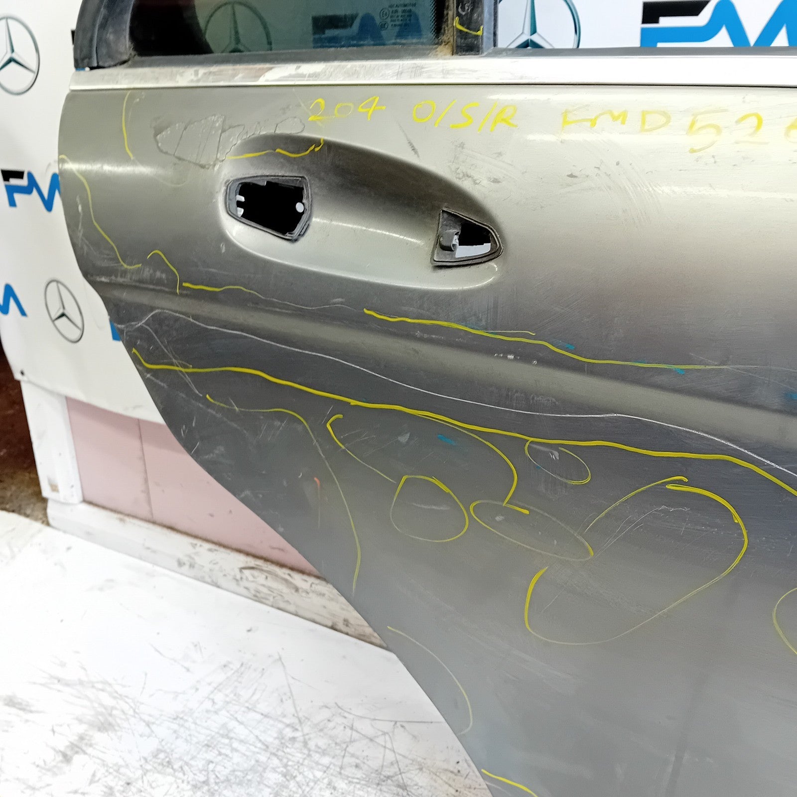 MERCEDES BENZ  BENZ C-CLASS W204 DRIVER REAR DOOR OSR 2012 GREY FMD526