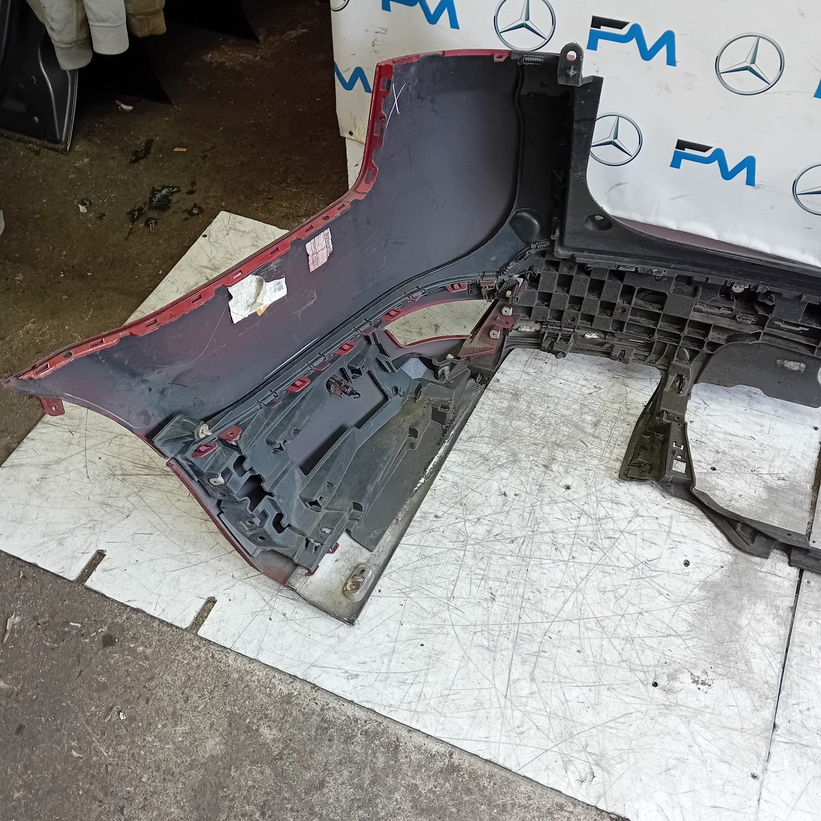 LAND ROVER SPORT REAR BUMPER RED 2013-2018 DK62 17D753AA FMX142