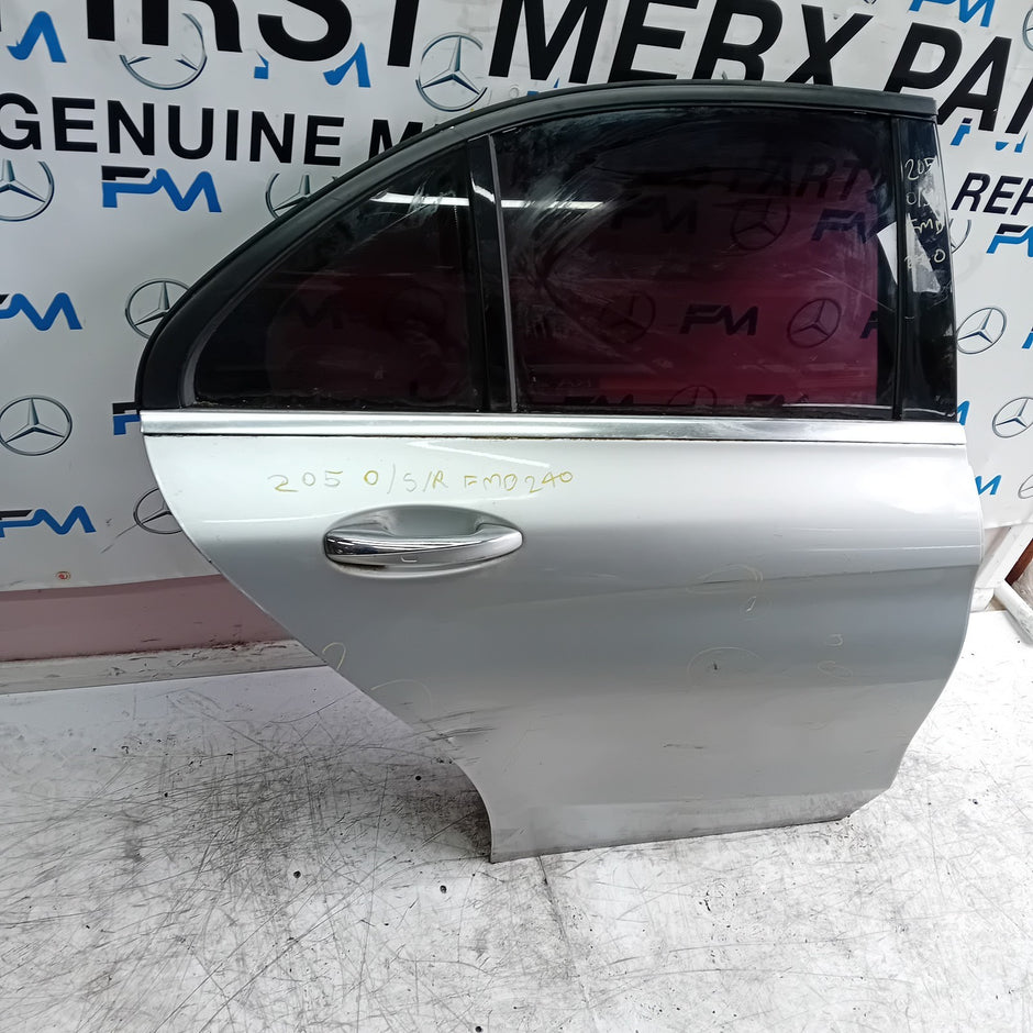 MERCEDES C-CLASS W205 SALOON DRIVER REAR DOOR OSR SILVER 2014 ON COMPLETE FMD240