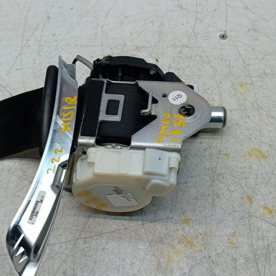 MERCEDES S-CLASS W222 PASSENGER LEFT SEAT BELT BLACK A2228600785 2015 FM001452