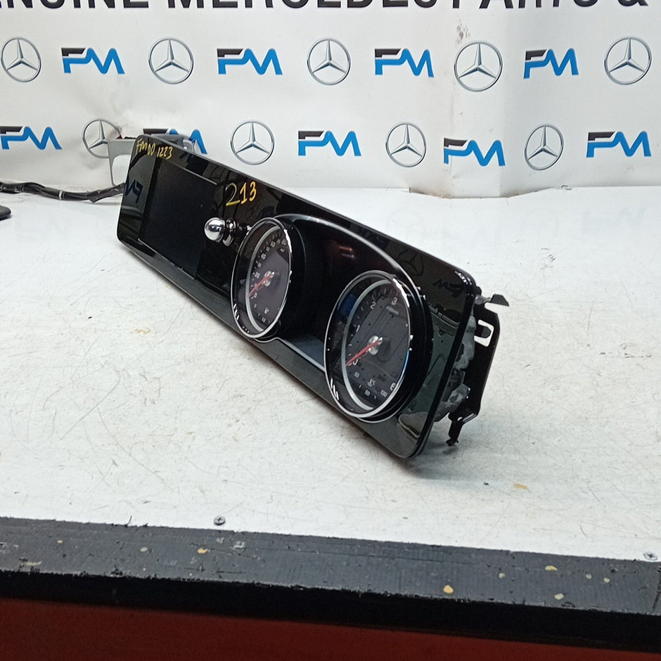 MERCEDES E-CLASS W213 SPEEDOMETER INSTRUMENT CLUSTER 2016 A2139009406 FM001223