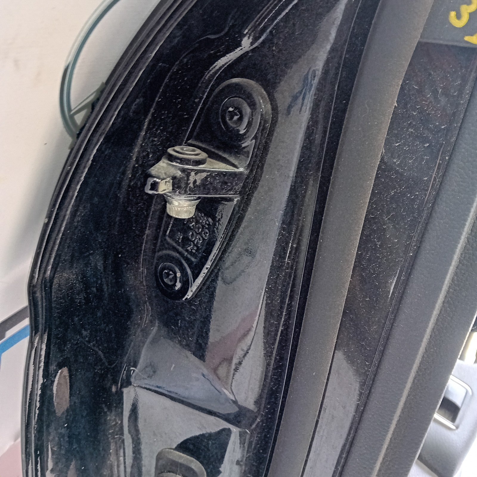MERCEDES C-CLASS W204 DRIVER REAR DOOR OSR GREY 2008-14 FMD231