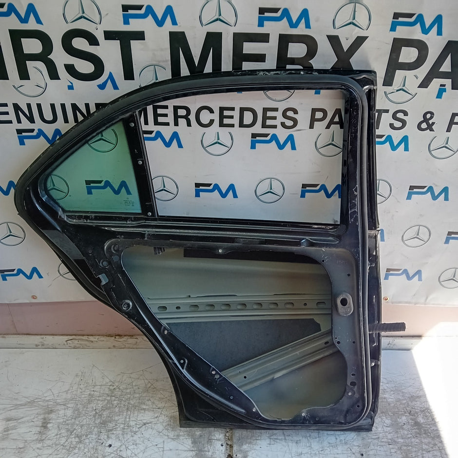 MERCEDES  BENZ  C-CLASS W204 SLN DRIVER REAR DOOR ISR BLUE 2008-14 FMD460