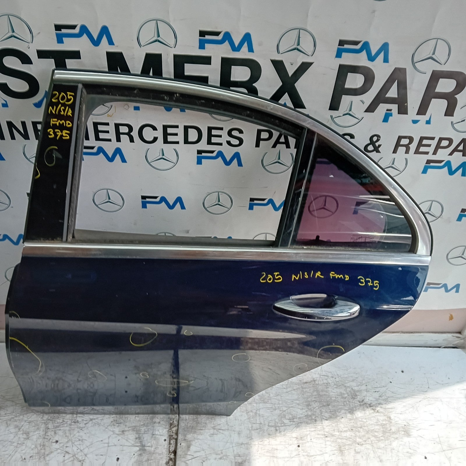 MERCEDES C-CLASS W205 SLN PASSENGER REAR DOOR NSR BLUE 2014 ON COMPLETE FMD375