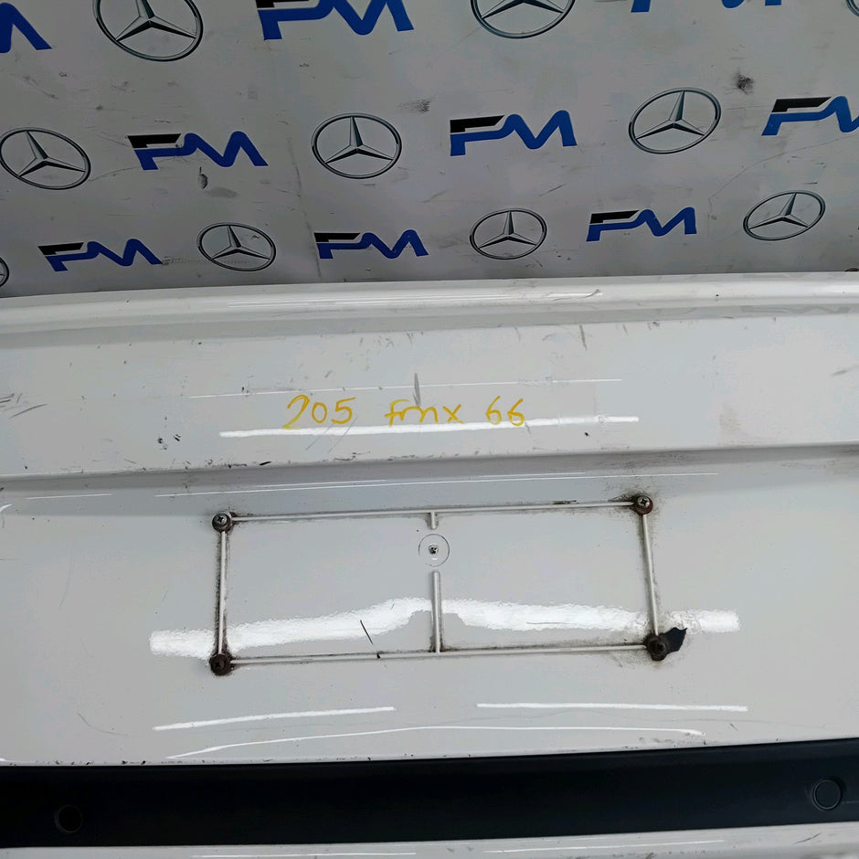 MERCEDES BENZ C-CLASS W205 COUPE REAR BUMPER 2014 WHITE COMPLETE FMX66