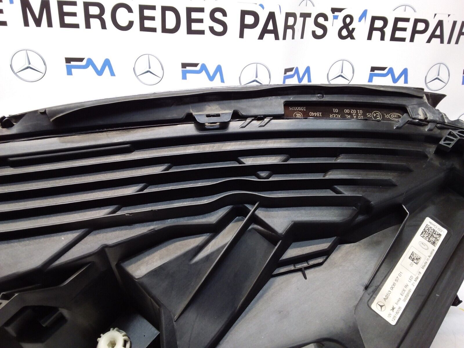 2018 MERCEDES GLC CLASS W253 N/S Passenger Side Front Headlight A2539065701 FMH2