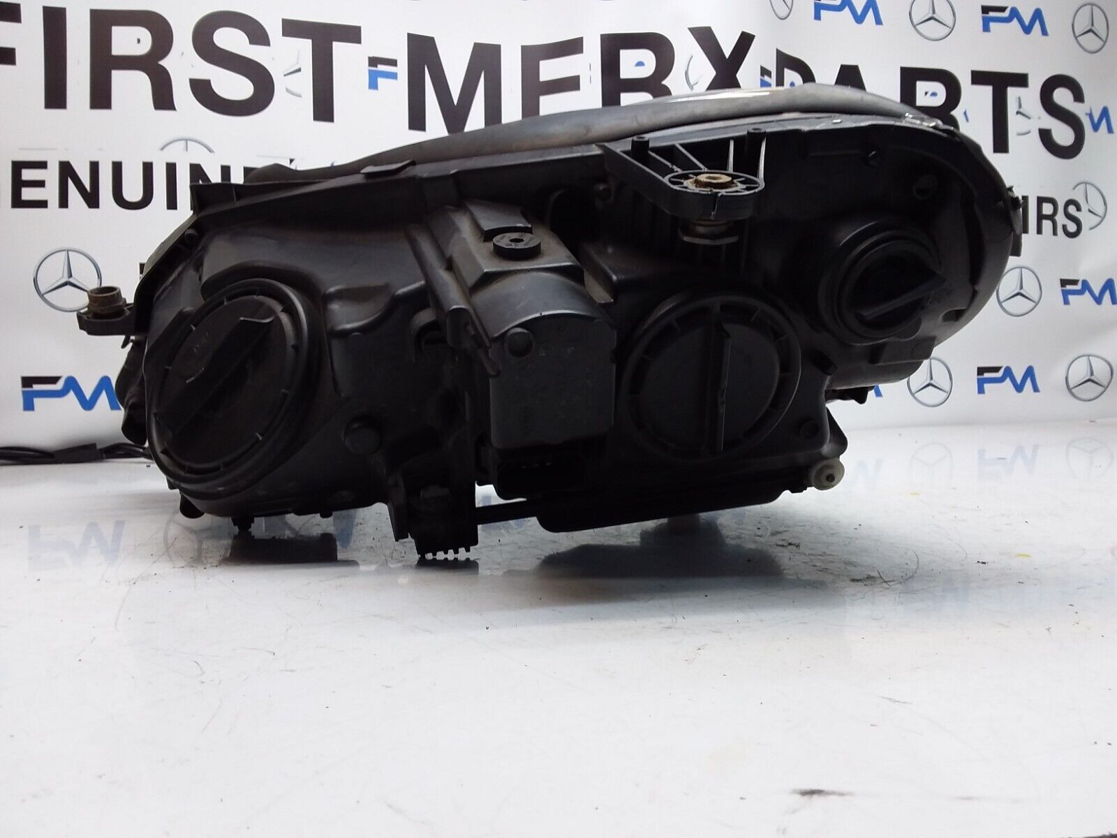 2009 Onwards MERCEDES E CLASS W212 HEADLIGHT LED  DRIVER OS A2128200461 FMH92