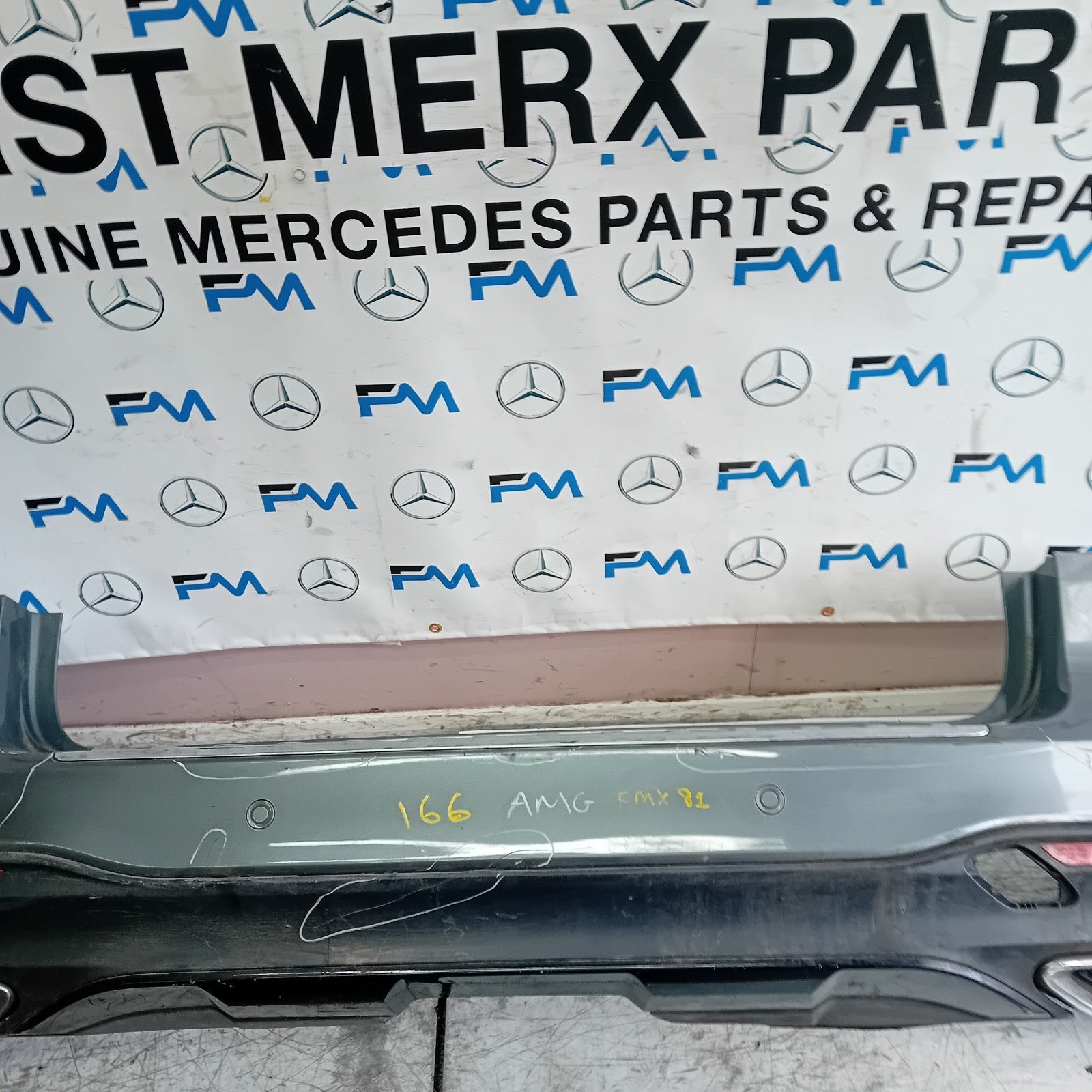 MERCEDES BENZ  GLE W166 AMG LINE REAR BUMPER GREY 2016 A1668853024 COMPLET FMX81