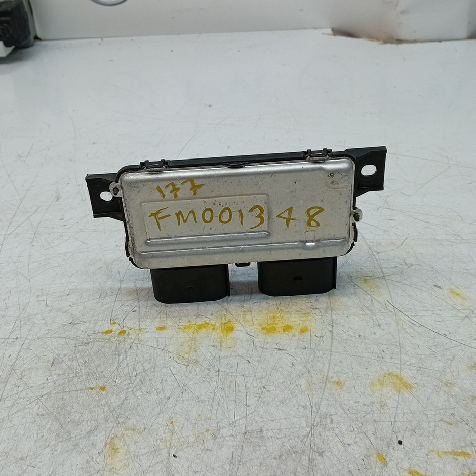 MERCEDES A-CLASS W177 FUEL PUMP CONTROL MODULE A0009008214 2018 ON FM001348