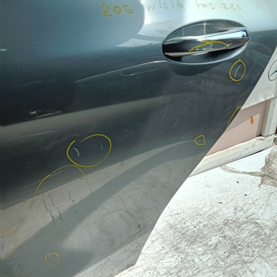MEECEDES C-CLASS W205 SLN PASSENGER REAR DOOR NSR 2014 ON GREY FMD286
