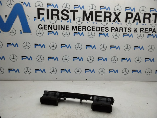 MITSUBISHI OUTLANDER PASSENGER SIDE DASH AIR VENT 8055A056YA FMR48
