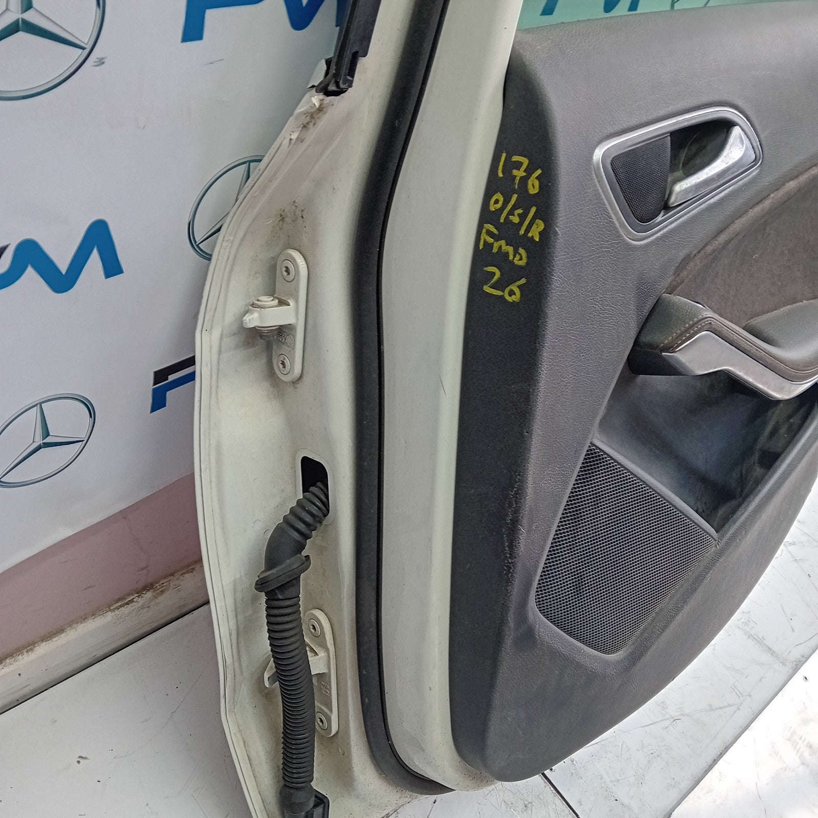 MERCEDES BENZ A-CLASS W176 DRIVER REAR DOOR (OFF SIDE REAR) WHITE FMD26