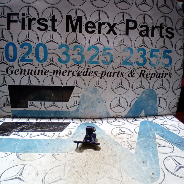 MERCEDES A CLASS W176 PASSENGER NEAR SIDE REAR TOP UPPER DOOR HINGE  R460819