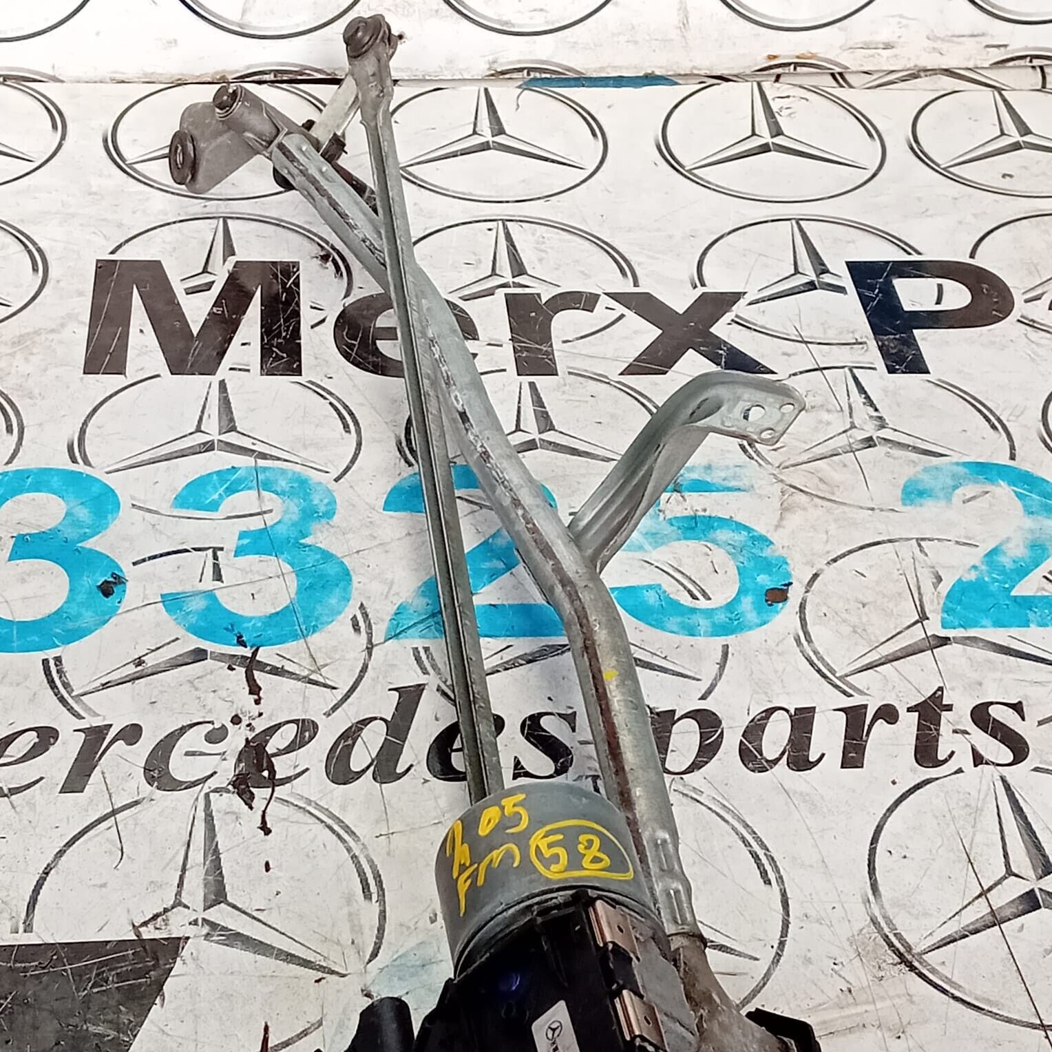 MERCEDES BENZ C-CLASS W205 2014-2018 FRONT WIPER MOTOR AND LINKAGE A20 ...