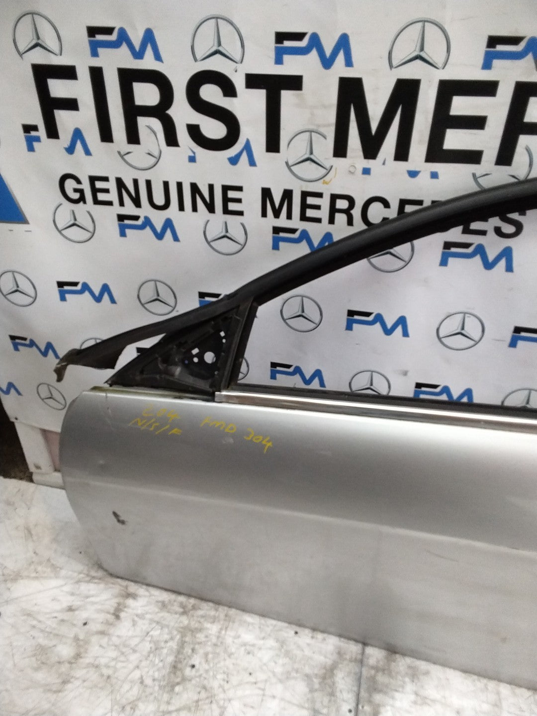 MERCEDES C-CLASS W204  PASSENGER FRONT DOOR NSF SILVER 2008-2014 FMD304