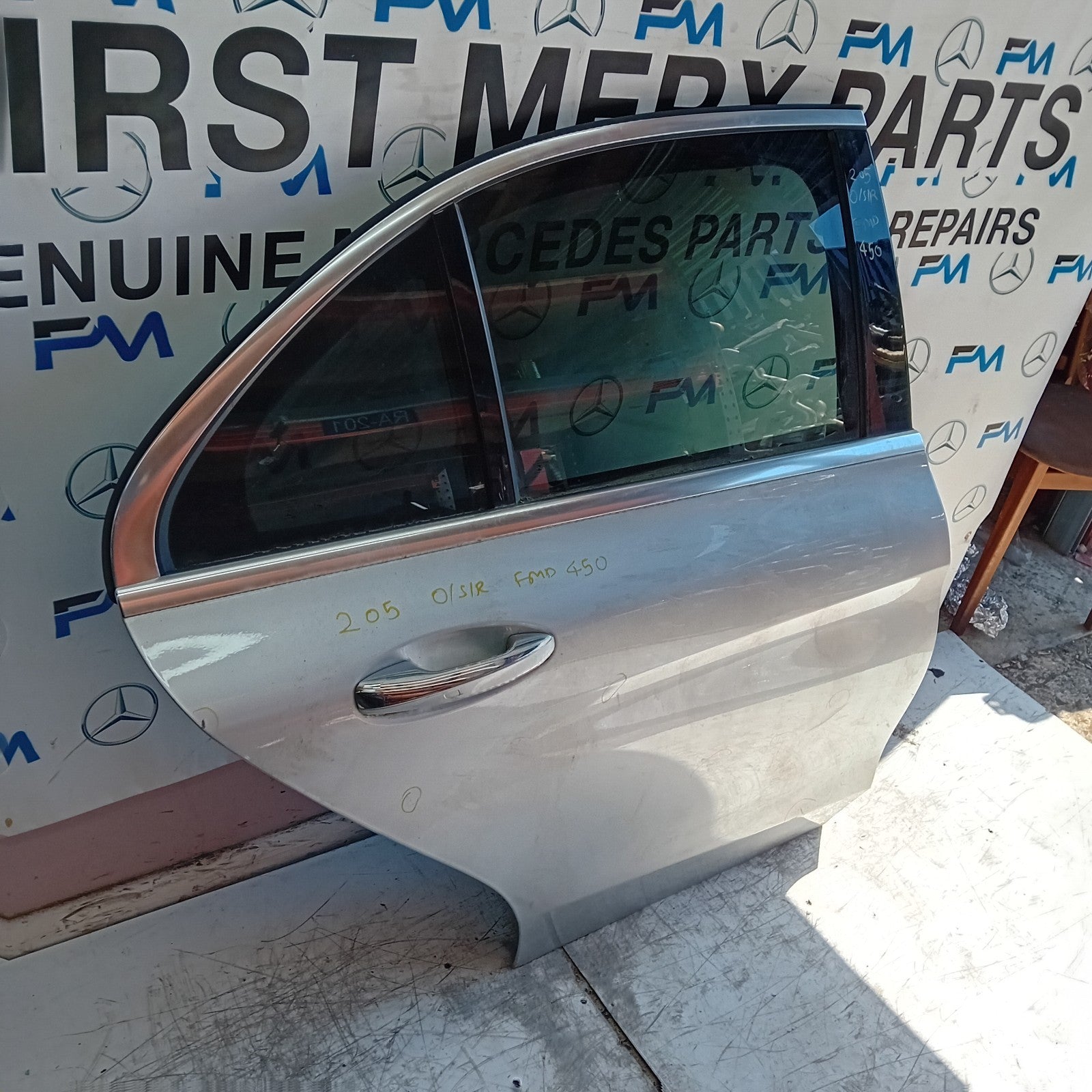 MERCEDES C-CLASS W205 SLN DRIVER REAR DOOR OSR SILVER 2014 ON COMPLETE FMD450