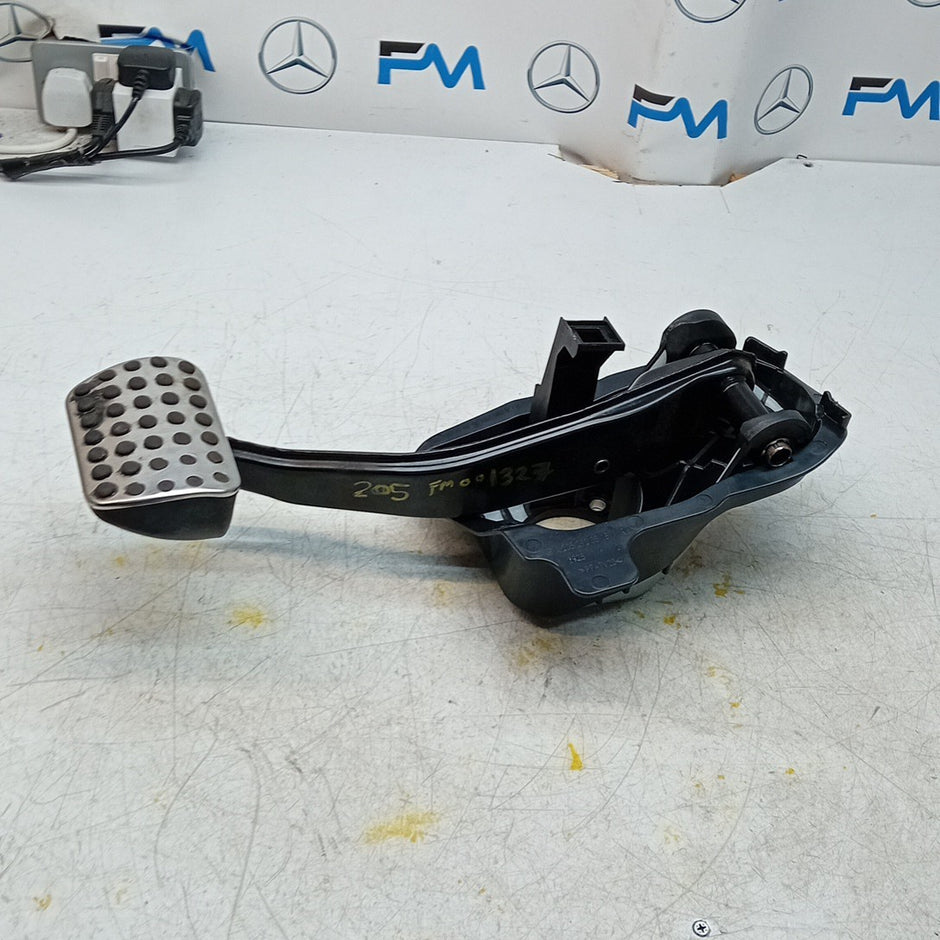 MERCEDES BENZ C-CLASS W205 BRAKE PEDAL A2052920308 2014 ON FM001327