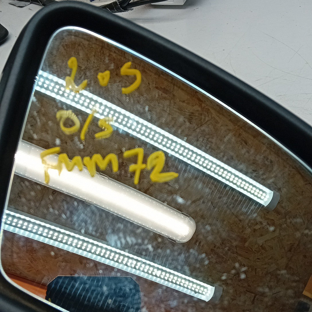 MERCEDES C-CLASS W205 DRIVER WING MIRROR OSF BLACK PL CAMERA FMM72