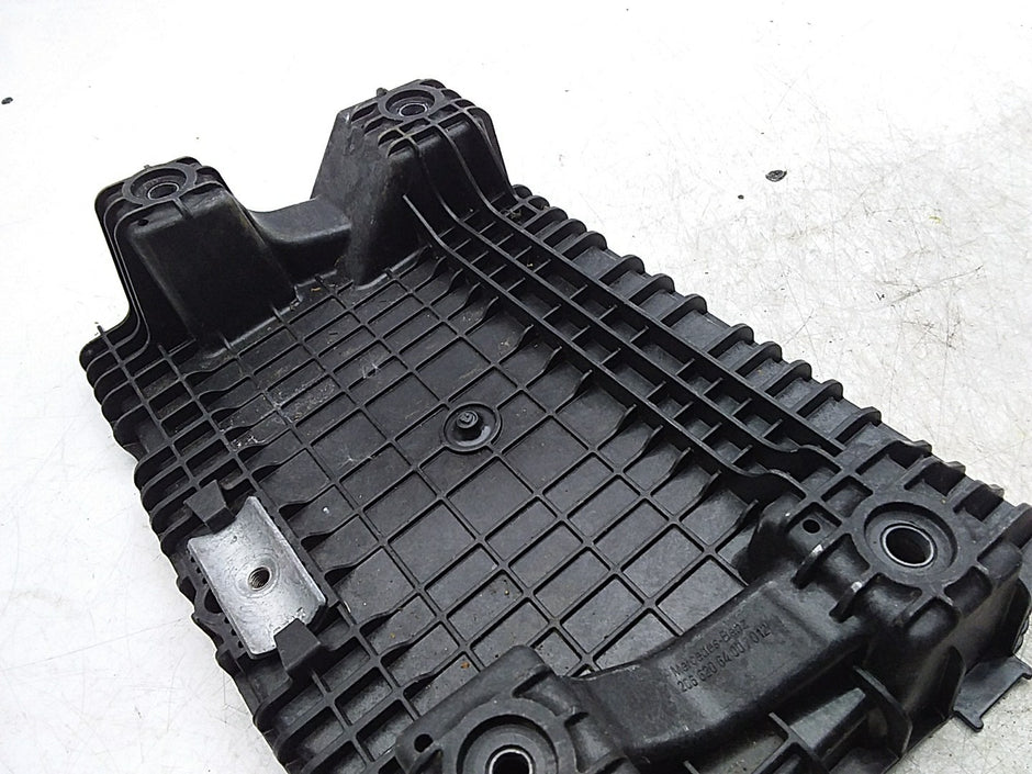 MERCEDES C-CLS W206 BATTERY HOLDER TRAY A2066206400 FMR227