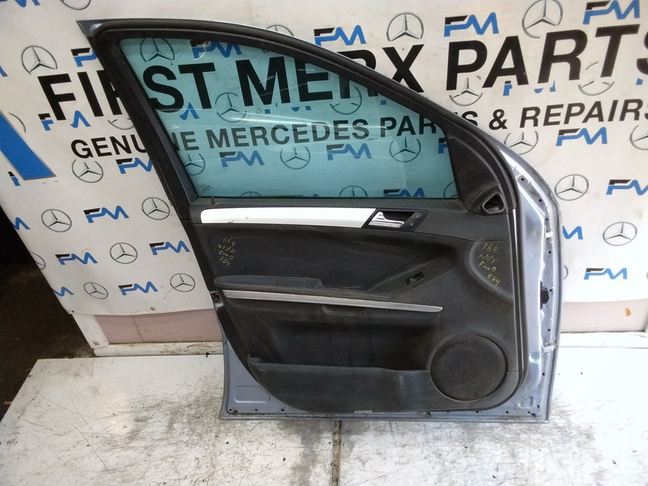 MERCEDES M-CLS W164  PASSENGER FRONT DOOR NSF SILVER 2005- 11 COMPLETE FMD584