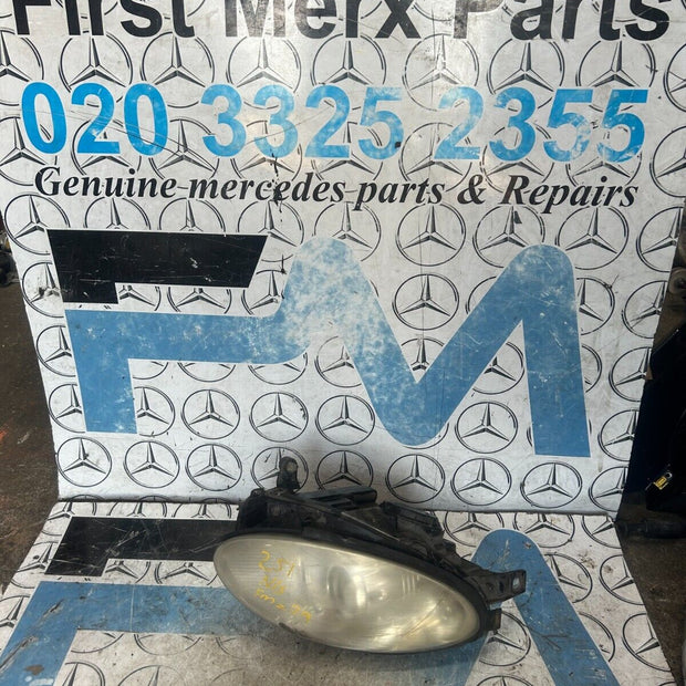 MERCEDES BENZ R CLASS W251 2009 HEADLIGHT N/S PASSENGER SIDE FMH29