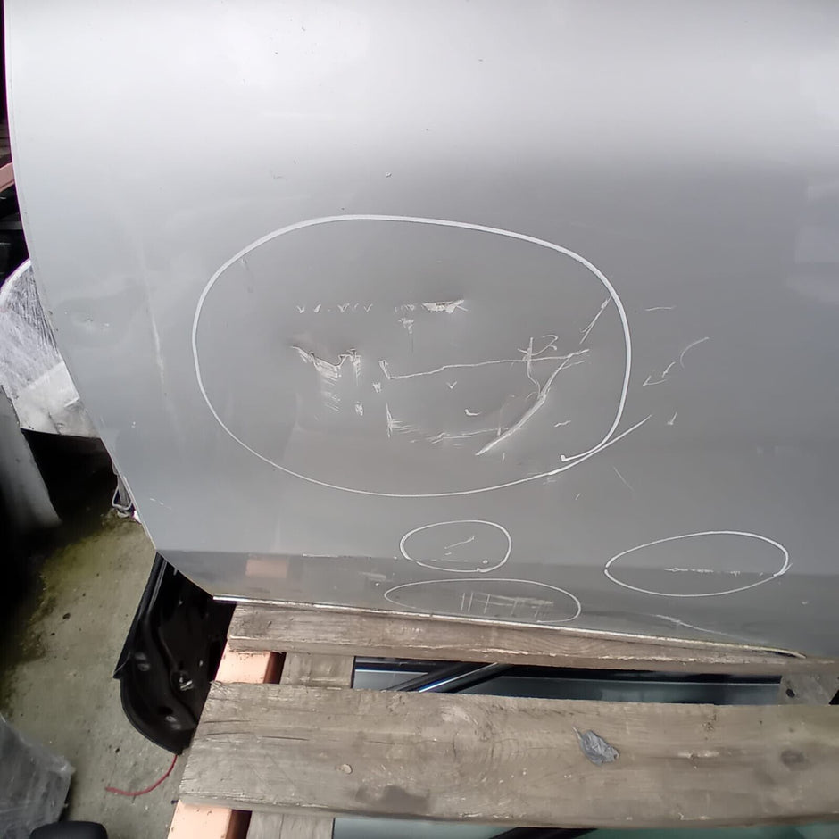 MERCEDES BENZ E-CLASS W212 DRIVER SIDE REAR DOOR ( OFF SIDE REAR )