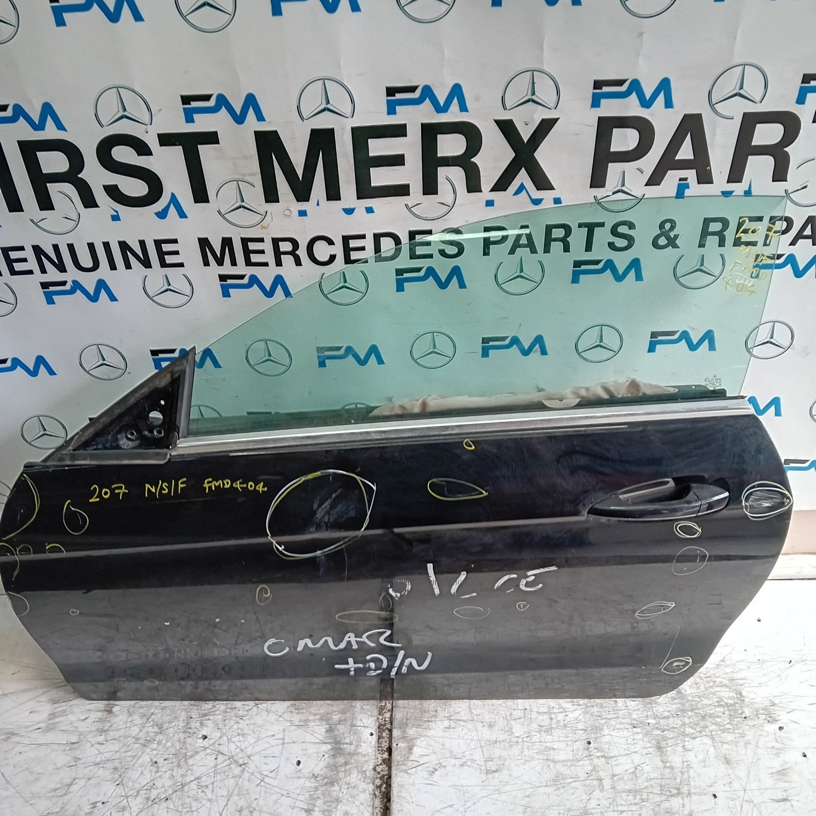 MERCEDES E-CLASS C207 CP PASSENGER FRONT DOOR NSF 2009-16 BLACK COMPLETE FMD404