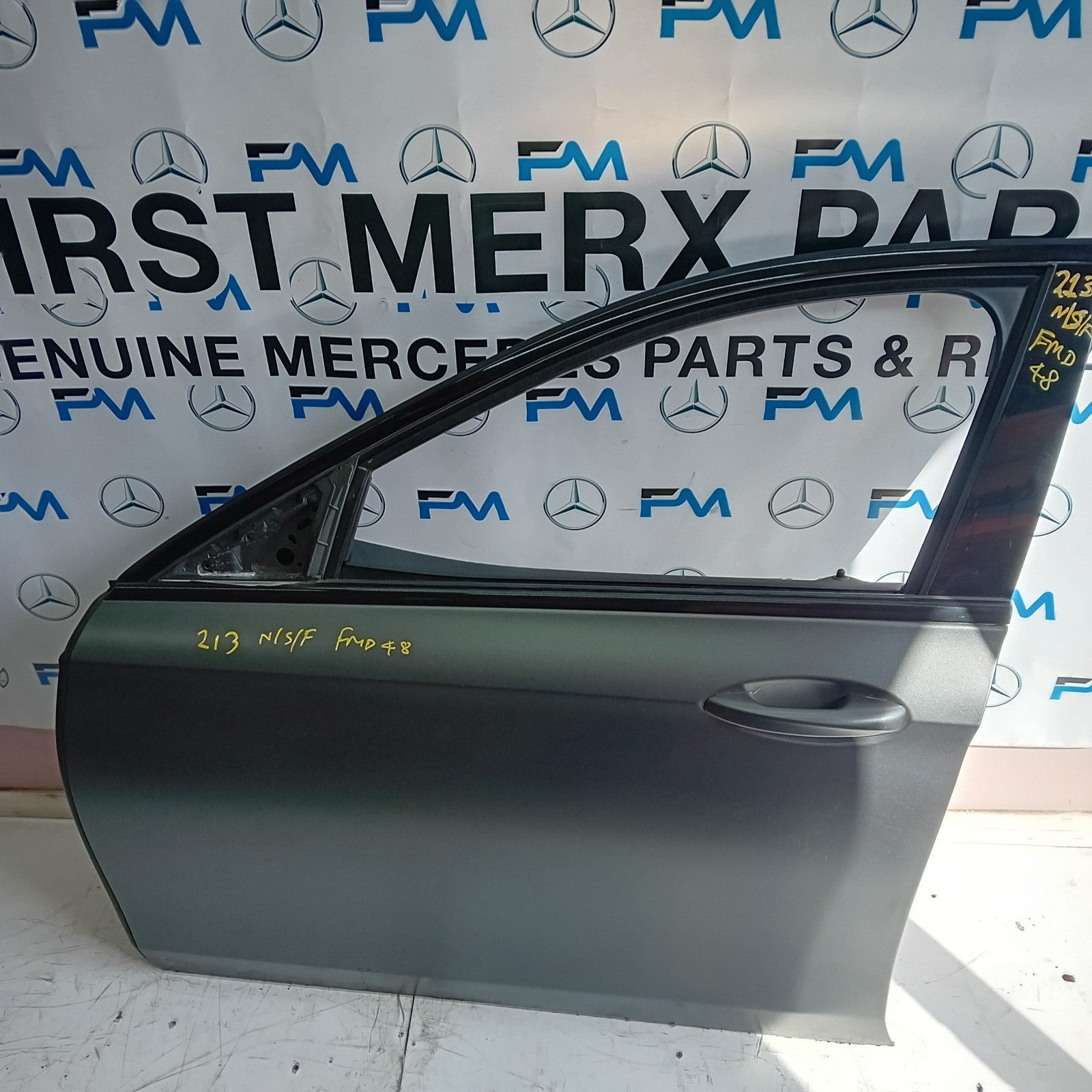 MERCEDES BENZ E-CLASS W213 PASSENGER SIDE FRONT DOOR N/S/F COMPLETE GREY FMD48