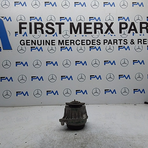 MERCEDES BENZ  E-CLASS COUPE C238  ENGINE MOUNT LEFT NS A2382400200 FMR339