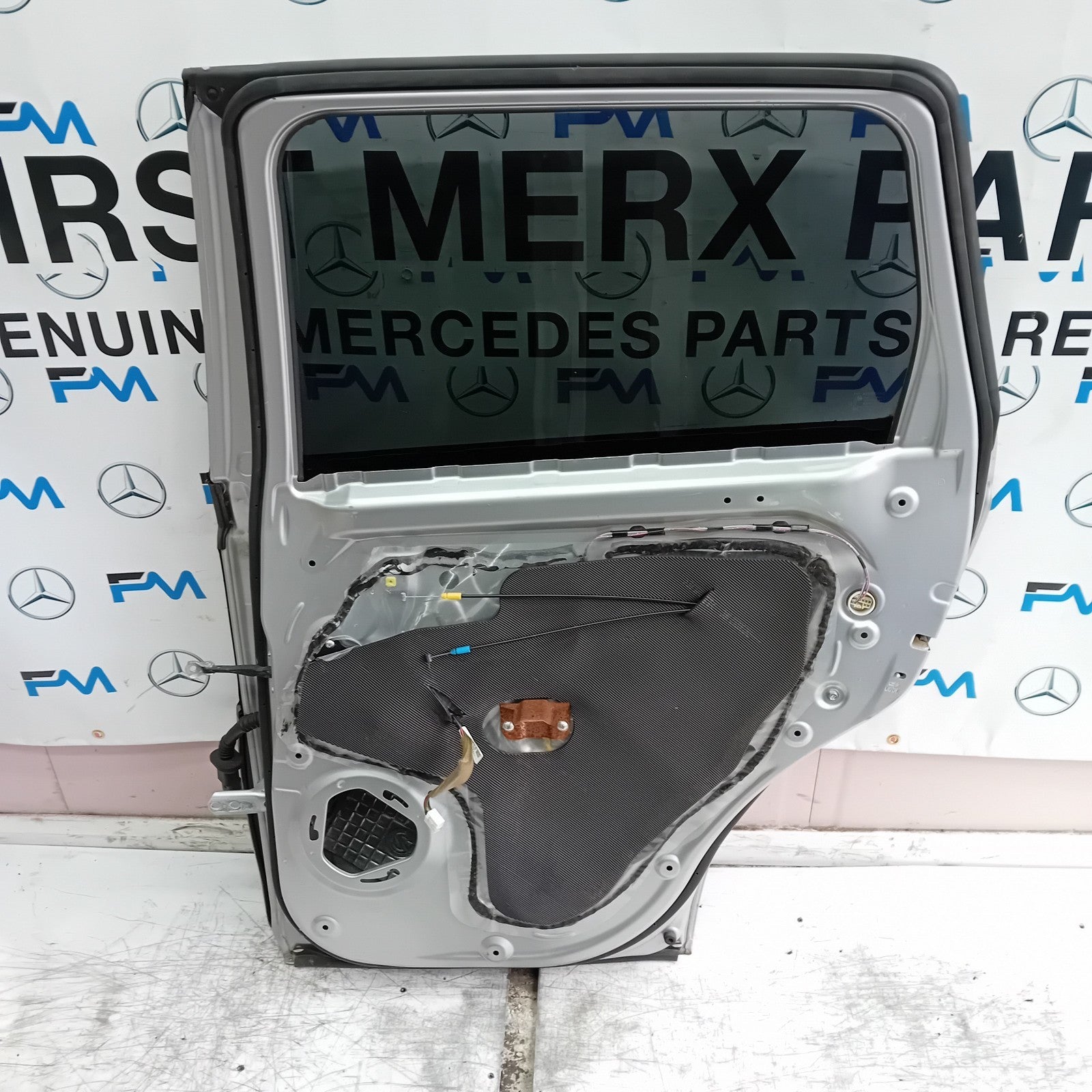 MITSUBISHI OUTLANDER MK3 DRIVER SIDE REAR DOOR OSR SILVER 2013 FMD412