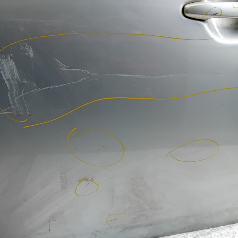 MITSUBISHI OUTLANDER MK3 PASSENGER SIDE FRONT DOOR NSF 2013 SILVER FMD417