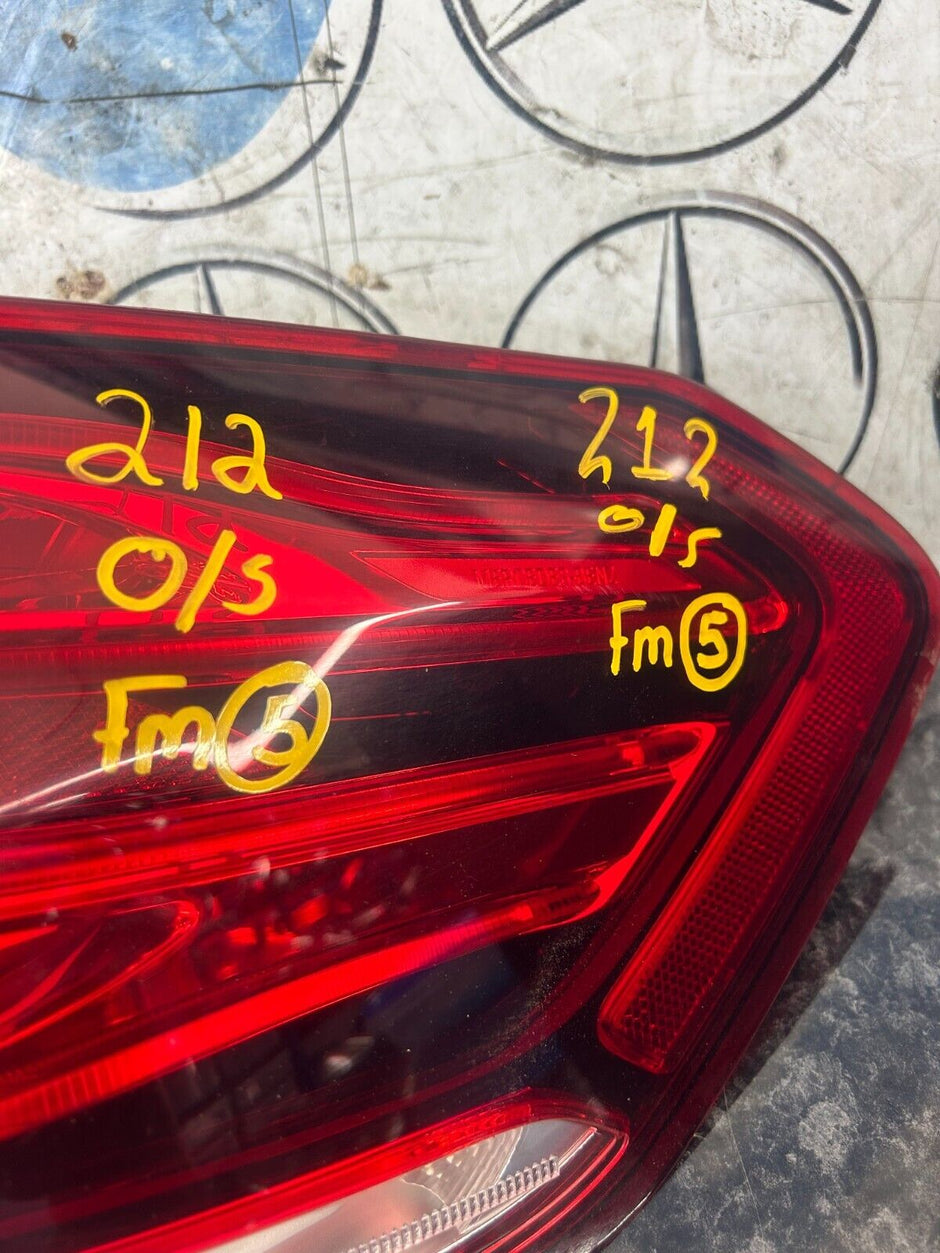 13-16 MERCEDES E CLASS SALOON FL OS DRIVER RIGHT LED REAR LIGHT A2129060803 FMT5