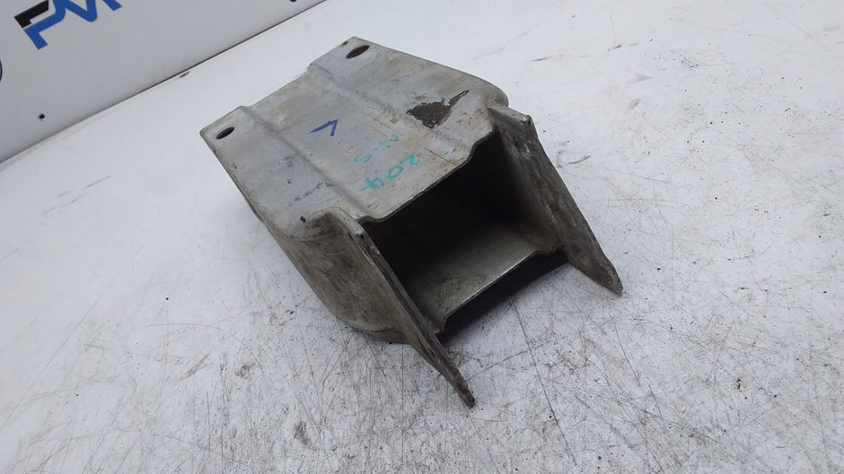 MERCEDES BENZ  C-CLASS W204 LEFT SIDE FRONT CRASH BAR SUPPORT A2046201195 FMR408