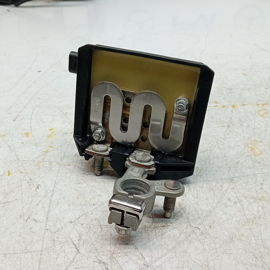 MERCEDES E-CLASS W213 NEGATIVE BATTERY CLAM TERMINAL 2016 A0009061505  FM001281