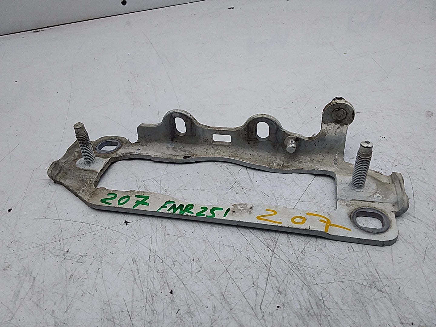 MERCEDES E-CLS W207 FRONT RIGHT BONNET HINGE FMR251