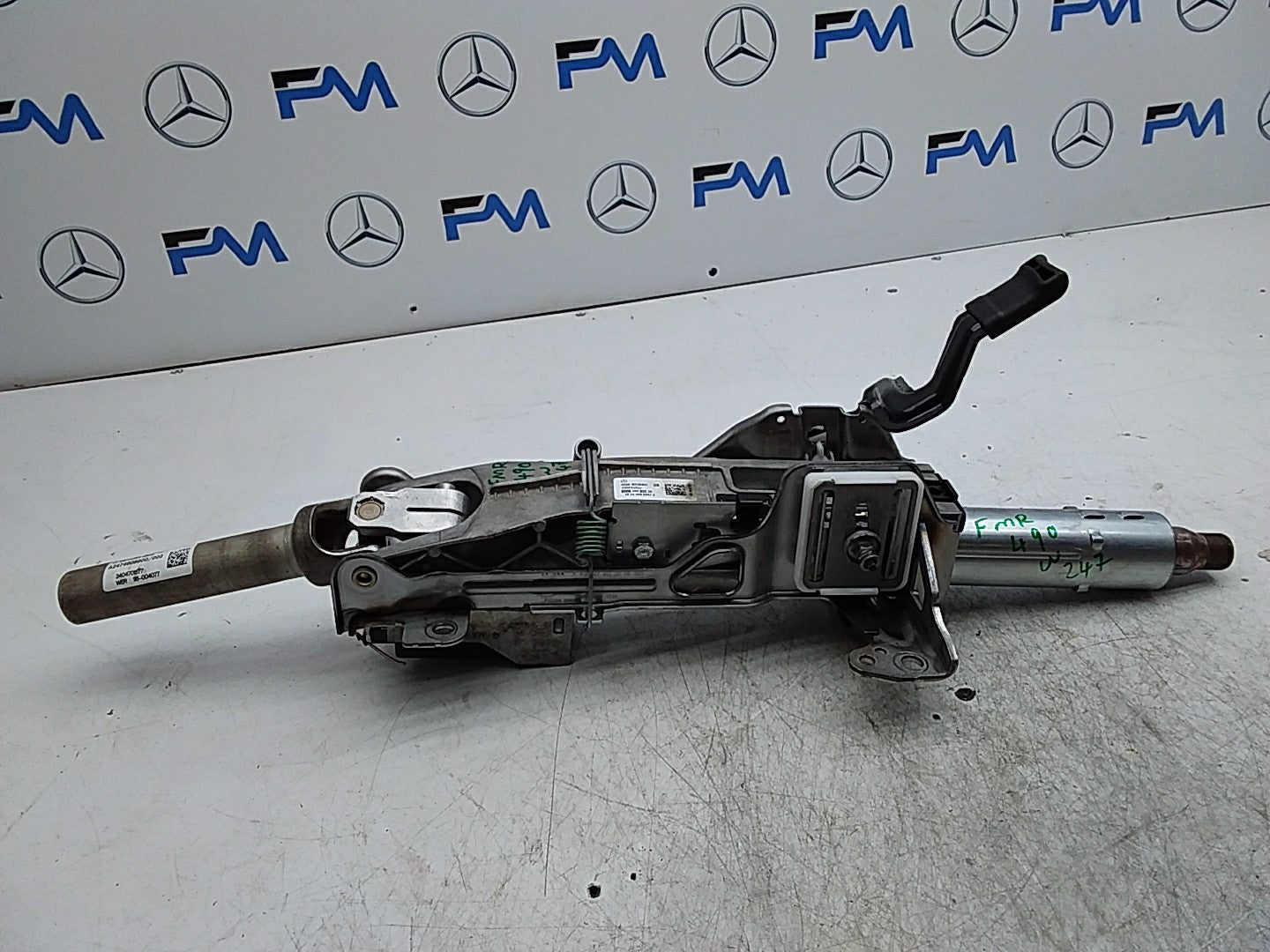 MERCEDES BENZ  B-CLASS W247  ADJUSTABLE STEERING COLUMN A2474608900 FMR490