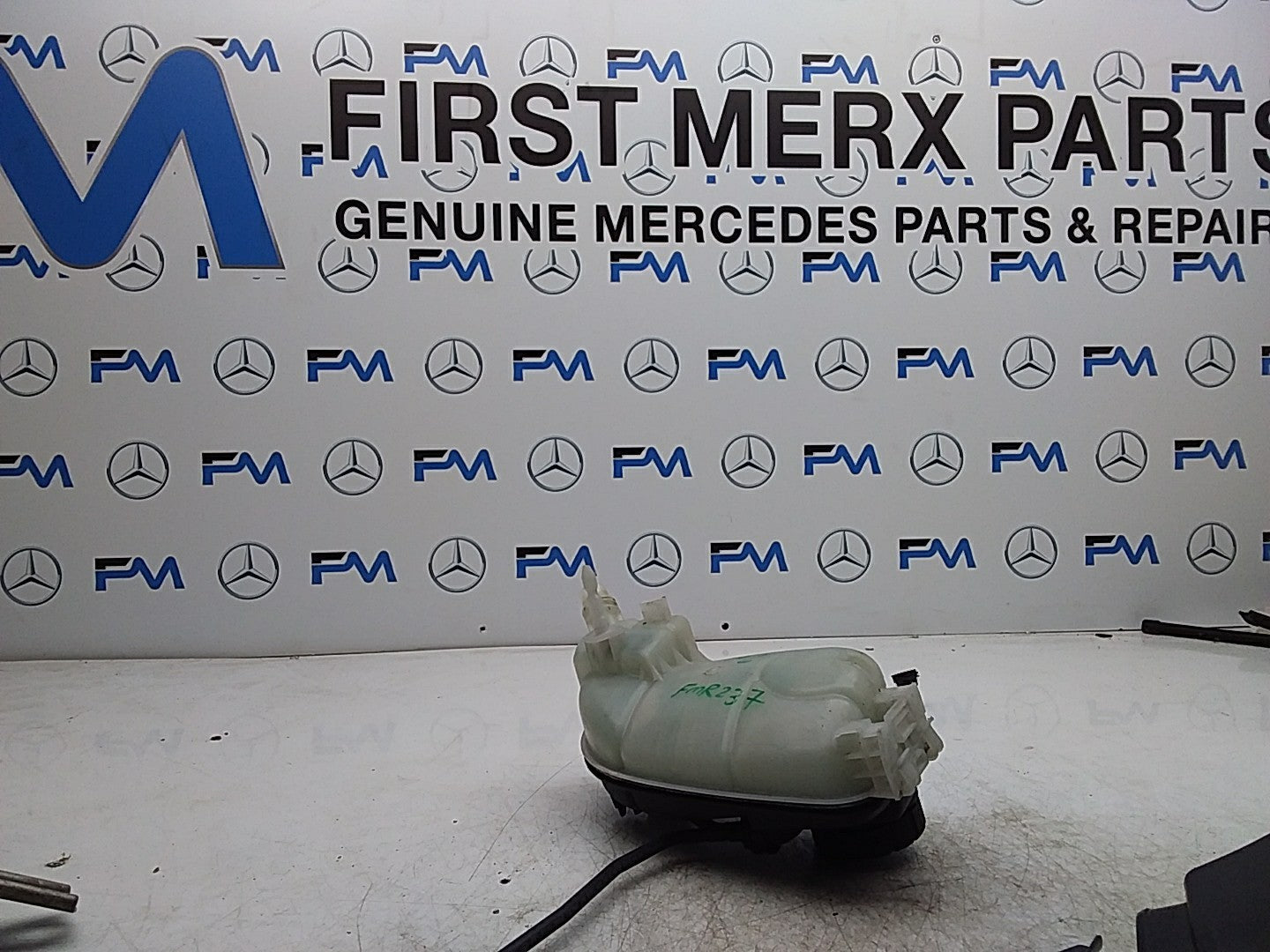 MERCEDES B-CLASS W246 COOLANT EXPANSION TANK FMR237