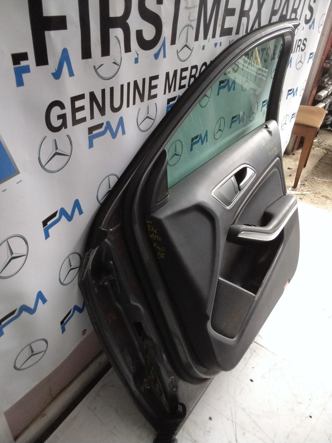 MERCEDES BENZ  A-CLASS W176 DRIVER SIDE FRONT DOOR O/S/F COMPLETE GREY FMD56