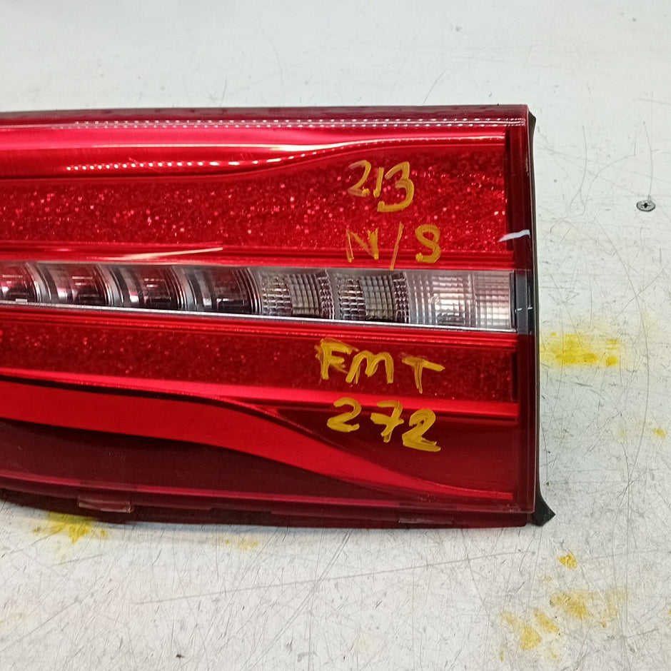 MERCEDES E-CLASS W213 PASSENGER LEFT NS REAR TAIL LIGHT  2016 FMT272