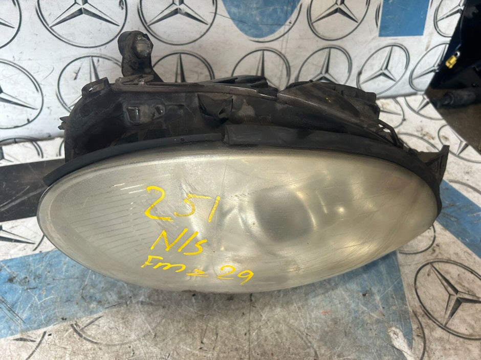 MERCEDES BENZ R CLASS W251 2009 HEADLIGHT N/S PASSENGER SIDE FMH29